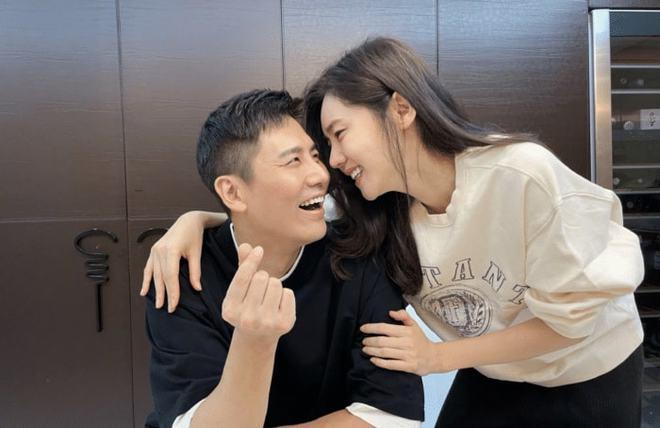 中指和食指夹笔如何旋转?知识星球-专业的交流学习平台